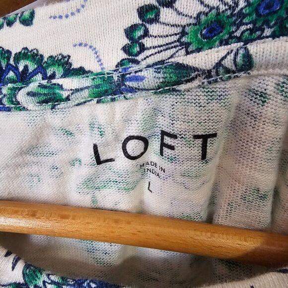 EUC LOFT FLORAL LONGSLEEVES SOFT COTTON SIZE LARGE - Picture 11 of 14
